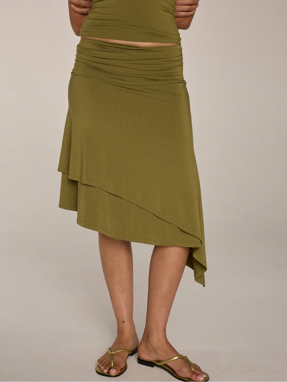 NEW Hara The Label Sacha Skirt in Olive XS Y2K Vintage layer bamboo